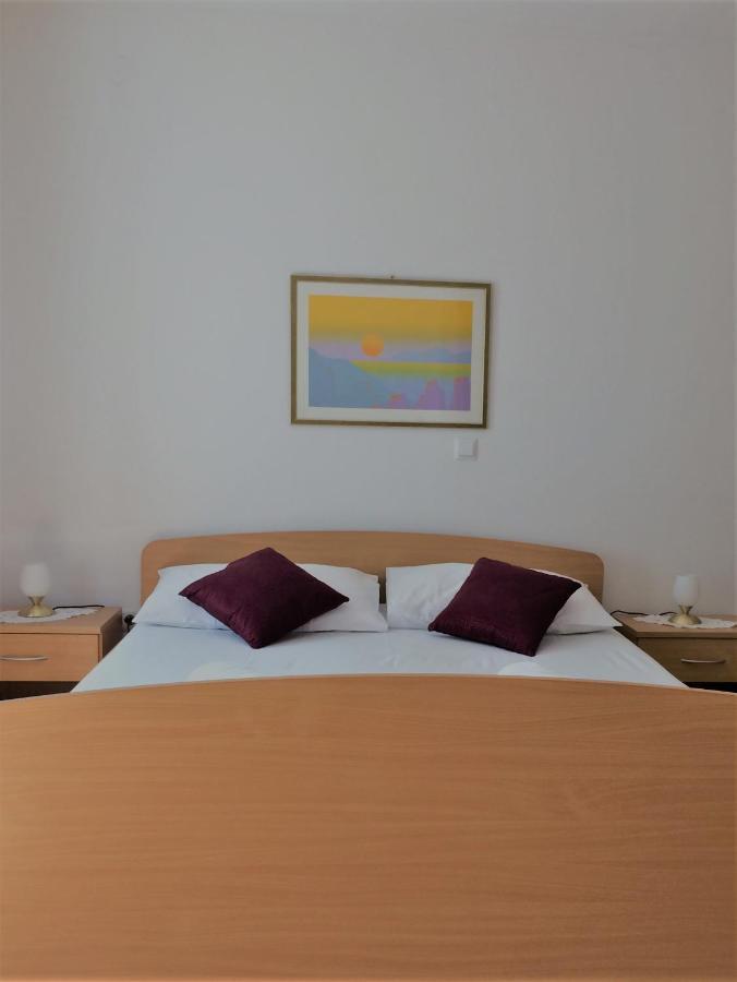 Apartman Pod Forticu Χβαρ Εξωτερικό φωτογραφία